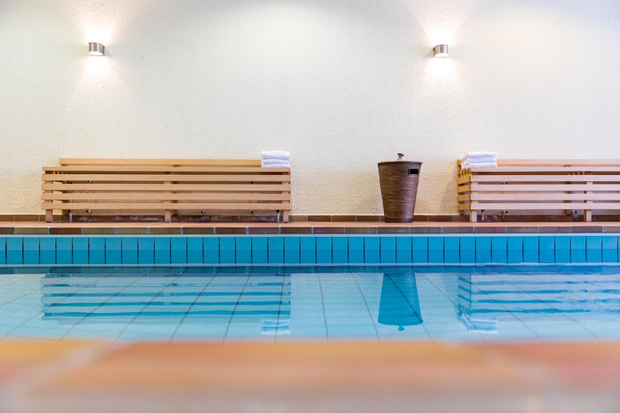 Wald & Golfhotel Lottental Bochum Bagian luar foto